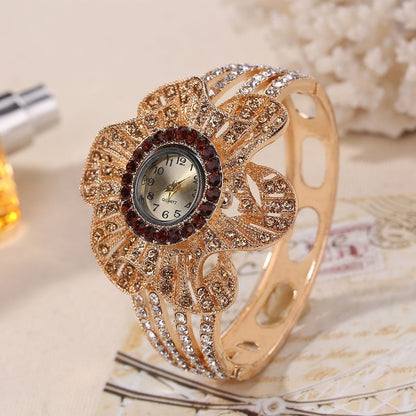 Wrist Watch Women Flower Shape Jewelry Bracelet Watches Crystal Ladies Quartz Clock