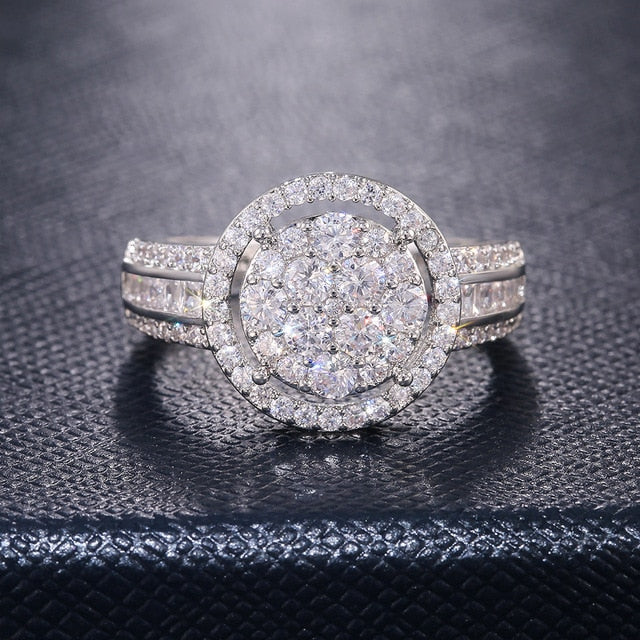 Huitan Round Watch Shape Women Ring Wedding Party Anniversary Ring Prong Setting CZ Stones Delicate Female Jewelry New Design