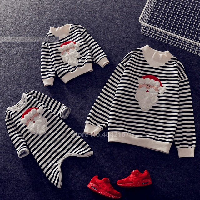 Family Look for Dad Mommy and Me 2020 Father Mother Daughter Christmas New Year Cotton Sweater Outfits Family Matching Clothes